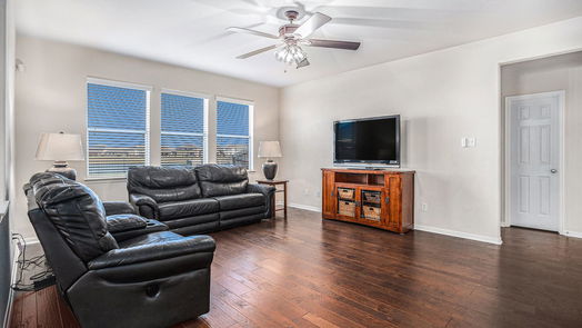 Alvin 2-story, 5-bed 314 Lake Line Drive-idx