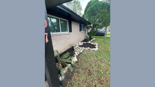 Alvin 1-story, 4-bed 1107 Dover Circle-idx