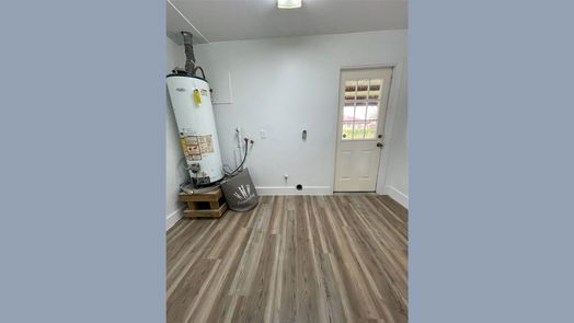 Alvin 1-story, 4-bed 1107 Dover Circle-idx