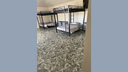 Alvin null-story, 4-bed 617 County Road 99-idx