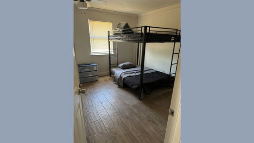 Alvin null-story, 4-bed 617 County Road 99-idx