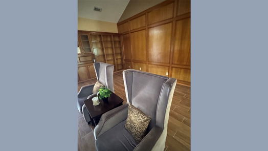 Alvin null-story, 4-bed 617 County Road 99-idx