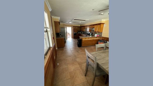 Alvin null-story, 4-bed 617 County Road 99-idx