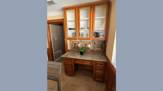 Alvin null-story, 4-bed 617 County Road 99-idx