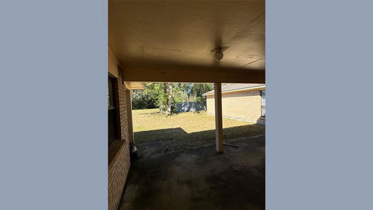 Alvin null-story, 4-bed 617 County Road 99-idx