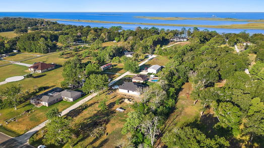 Anahuac 1-story, 3-bed 118 Nelson Road-idx