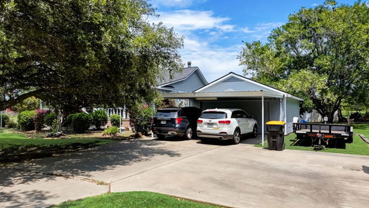 Anahuac 1-story, 2-bed 2909 S Main Street-idx