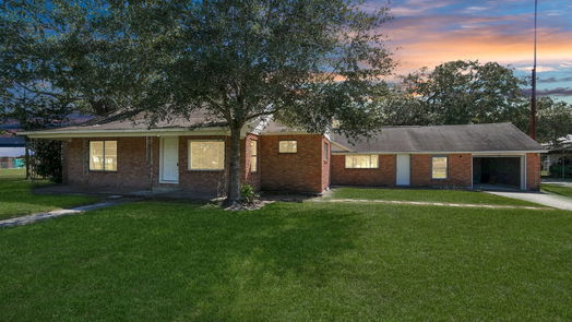 Anahuac 1-story, 3-bed 3314 FM-2936-idx
