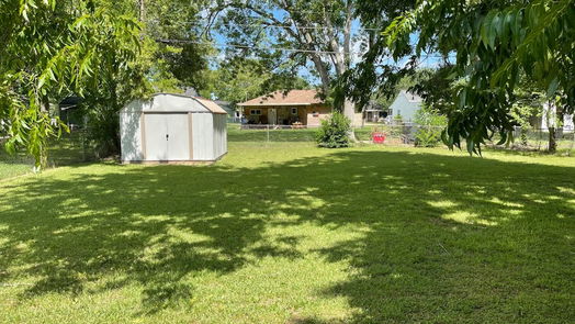 Angleton 1-story, 3-bed 401 Farrer Street-idx