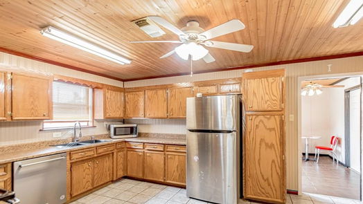 Angleton 1-story, 3-bed 252 Bastrop Street-idx