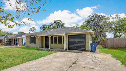 Angleton 1-story, 3-bed 1108 Chevy Chase Drive-idx