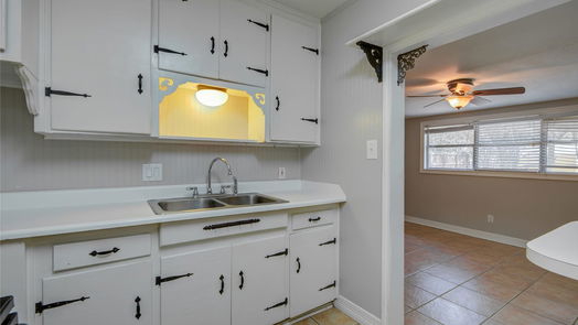 Angleton 1-story, 3-bed 1108 Chevy Chase Drive-idx