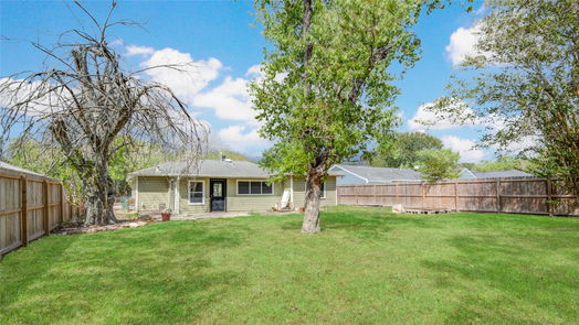 Angleton 1-story, 3-bed 1108 Chevy Chase Drive-idx