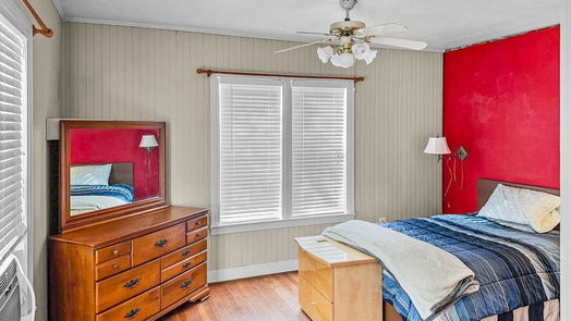 Angleton 1-story, 3-bed 503 E Orange Street-idx
