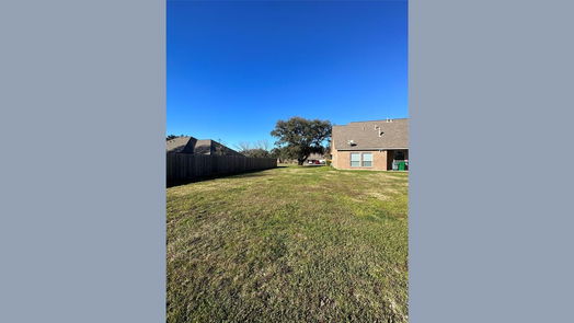 Angleton 1-story, 3-bed 1111 Spreading Oaks Drive-idx