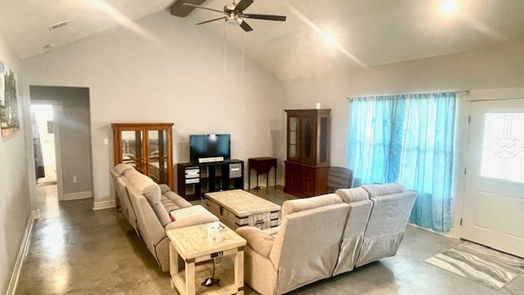 Angleton 1-story, 3-bed 202 Horse Shoe Trail-idx