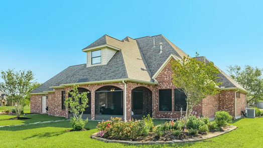 Angleton 2-story, 4-bed 1101 Southern Oaks Drive-idx