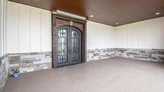Angleton 2-story, 5-bed 526 Angus Trail-idx