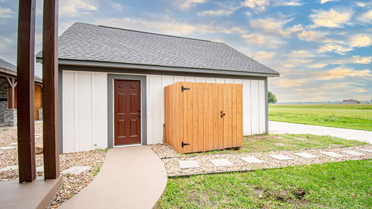 Angleton 2-story, 5-bed 526 Angus Trail-idx