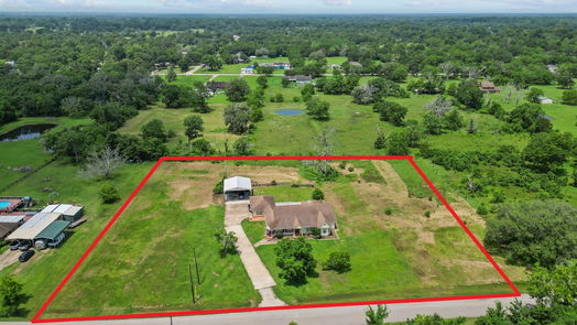 Angleton null-story, 4-bed 124 Country Road-idx