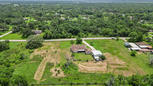 Angleton null-story, 4-bed 124 Country Road-idx