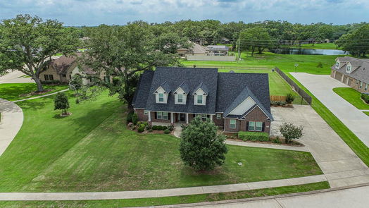 Angleton null-story, 4-bed 705 Rustic Oaks Drive-idx