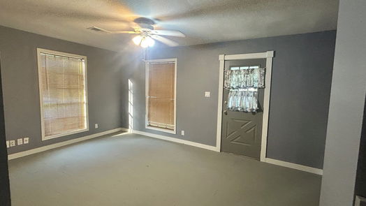 Angleton 2-story, 2-bed 320 S Arcola Street-idx