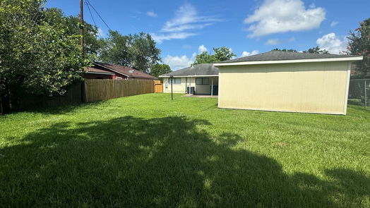 Angleton 1-story, 3-bed 1310 Northbrook Drive-idx