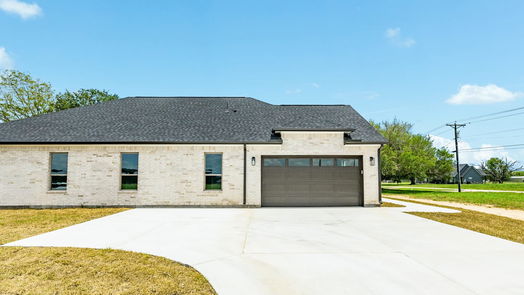 Angleton null-story, 4-bed 1162 Quarter Horse Trail-idx