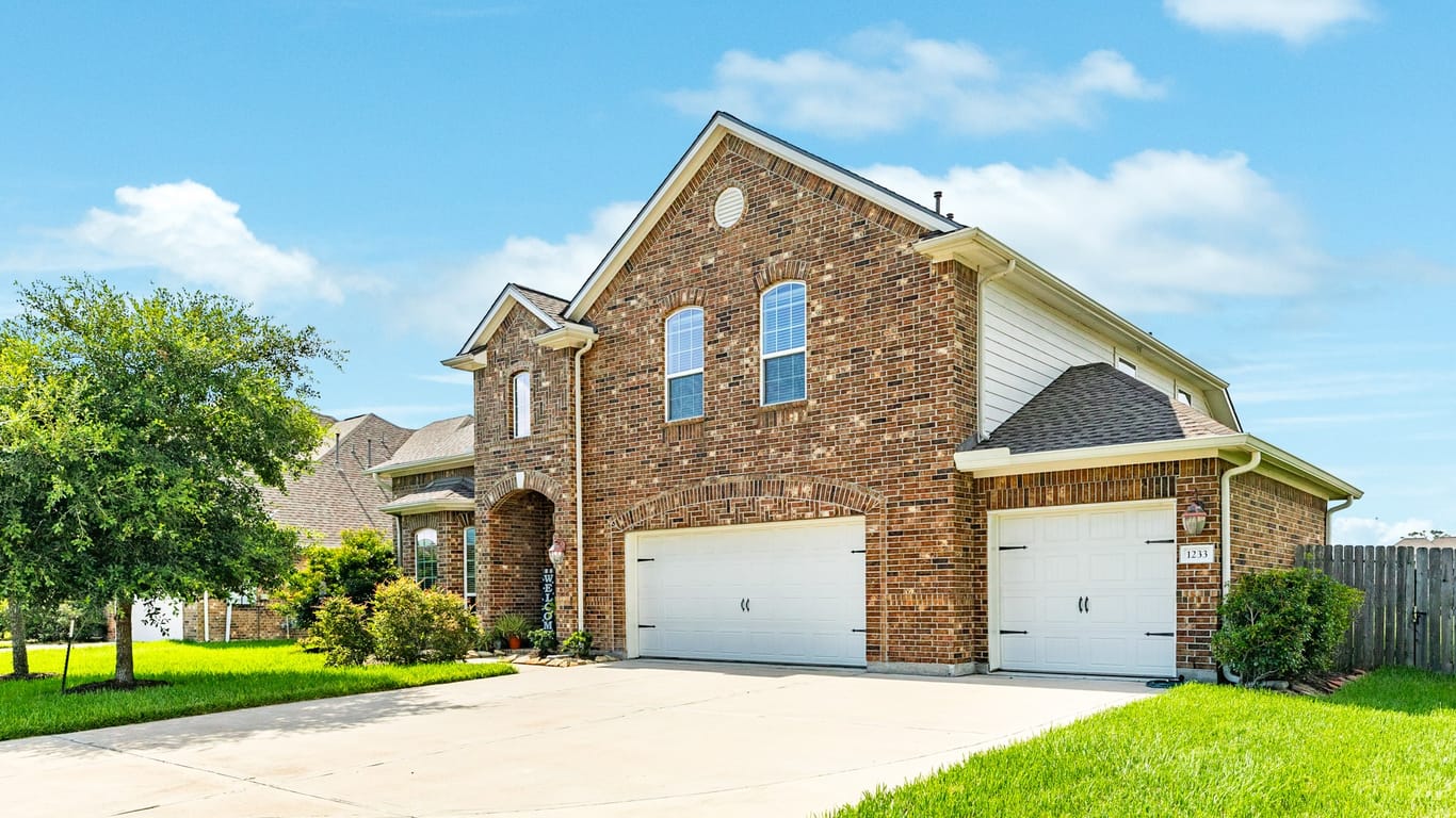 Angleton 2-story, 4-bed 1233 Laurel Loop-idx