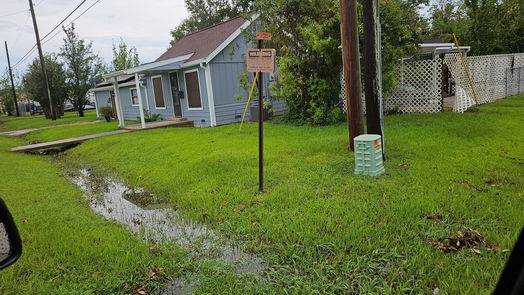 Angleton 1-story, 3-bed 127 N Erskine Street-idx