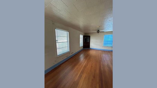 Angleton 1-story, 2-bed 1113 E Cedar Street-idx