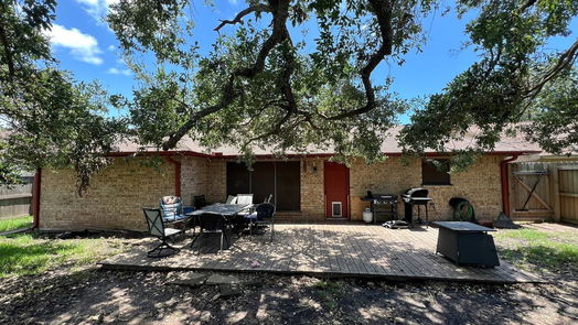 Angleton 1-story, 3-bed 2833 Rimfire Drive-idx