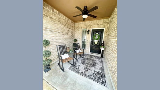 Angleton 1-story, 3-bed 629 W Locust Street-idx