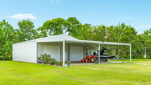 Angleton 1-story, 3-bed 131 Bastrop Bayou Drive-idx