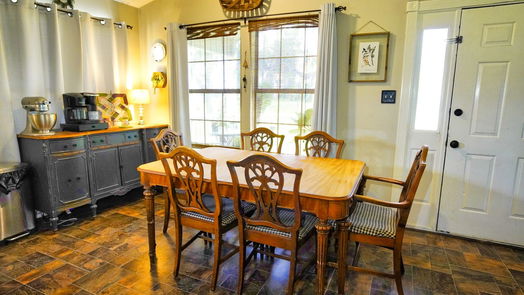 Angleton 1-story, 3-bed 184 Pony Trail Street-idx