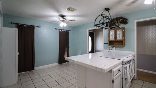 Angleton 1-story, 3-bed 308 La Laja Drive-idx