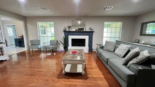 Angleton 1-story, 3-bed 16 S Erik Drive-idx