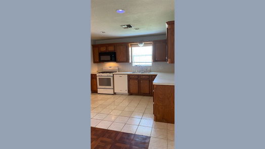 Angleton 1-story, 3-bed 1302 Northview Court-idx