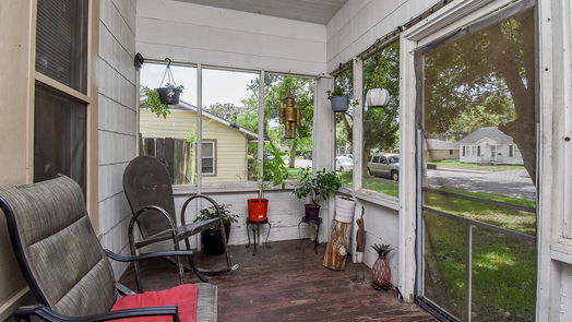 Angleton 2-story, 4-bed 401 E Myrtle Street-idx