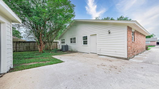 Angleton 1-story, 3-bed 1310 Northview Court-idx