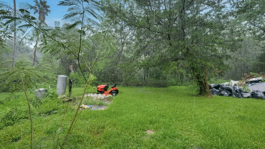 Angleton null-story, 5-bed 17915 County Road 171-idx
