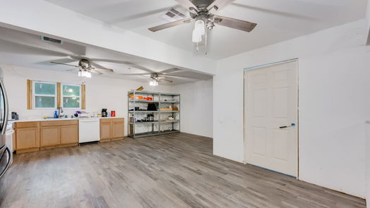 Angleton null-story, 5-bed 17915 County Road 171-idx
