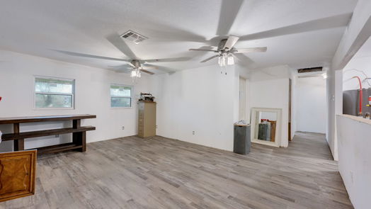 Angleton null-story, 5-bed 17915 County Road 171-idx