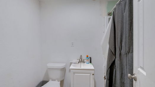 Angleton null-story, 5-bed 17915 County Road 171-idx
