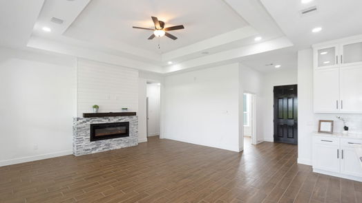 Angleton null-story, 5-bed 620 Longhorn Trail-idx