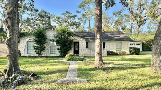 Angleton 1-story, 3-bed 302 Silver Saddle Drive-idx