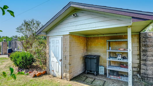 Angleton 2-story, 4-bed 515 County Road 843-idx