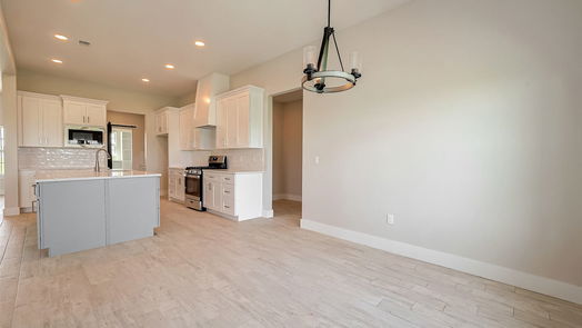 Angleton 2-story, 4-bed 501 Buffalo Trail-idx