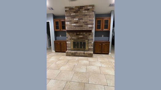 Angleton null-story, 3-bed 300 La Laja Drive-idx